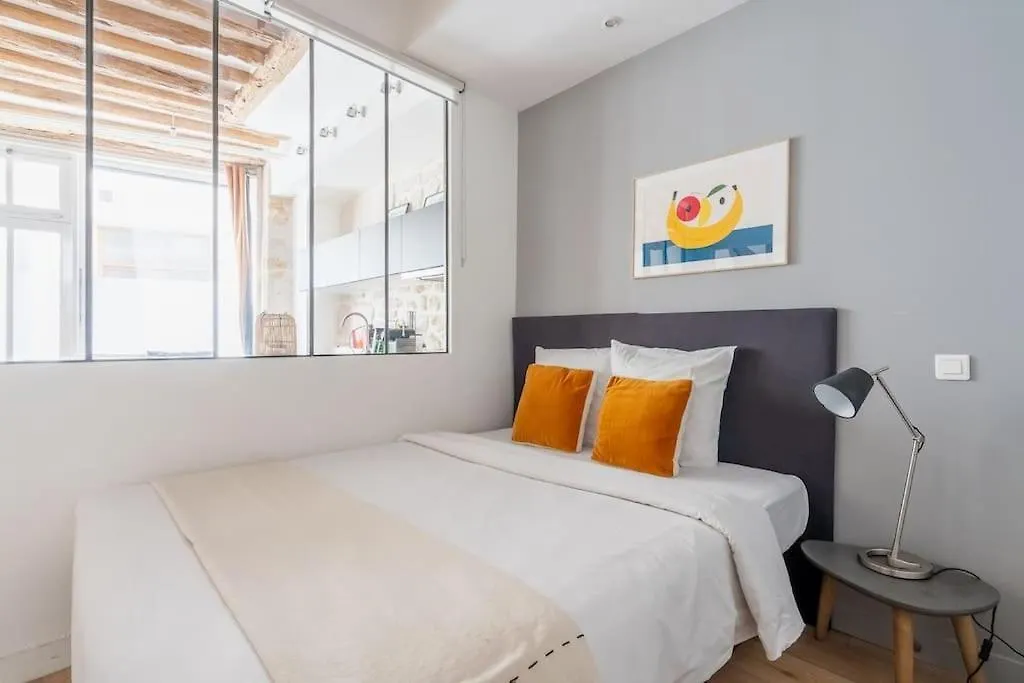 La Serenite Parisienne Apartment *